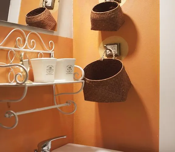 Alojamento de Acomodação e Pequeno-almoço Contrada Lunga Abbadia Lariana