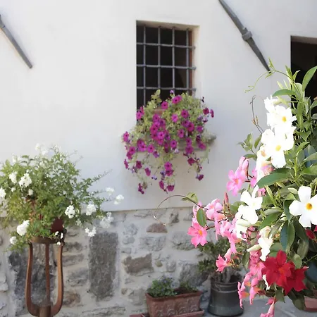 Contrada Lunga Oda ve Kahvaltı 3*